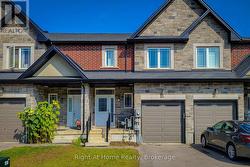 9 CALLON DRIVE Hamilton (Meadowlands), ON L9K 0J8