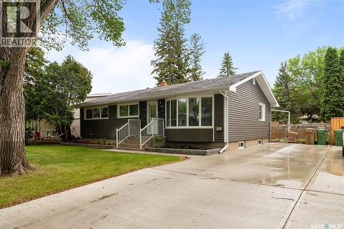17 Anderson AVENUE  Regina, SK S4S 4R3