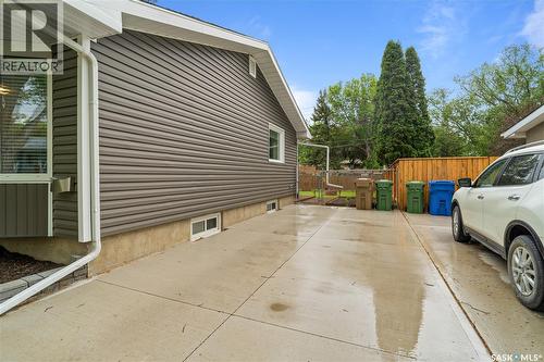 17 Anderson Avenue, Regina, SK 