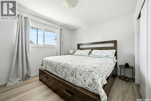28 Cameron Crescent, Regina, SK 