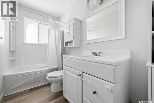 28 Cameron Crescent, Regina, SK 