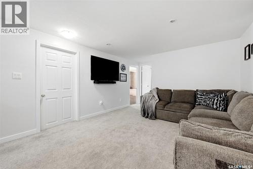 28 Cameron Crescent, Regina, SK 