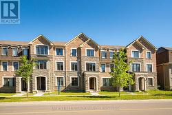 86 WILLIAM F BELL PARKWAY Richmond Hill, ON L4S 0K4