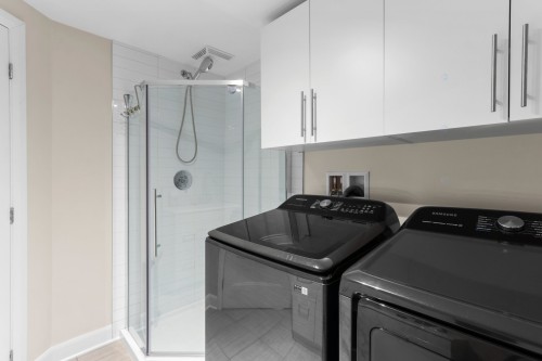 Bathroom - 1-1185Z Rue Principale, Saint-Zotique, QC - Indoor Photo Showing Laundry Room