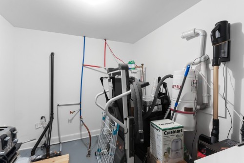 Storage - 1-1185Z Rue Principale, Saint-Zotique, QC - Indoor