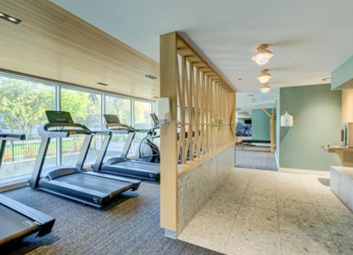 Salle d'exercice - 519-64 Ch. St-François-Xavier, Candiac, QC - Indoor Photo Showing Gym Room
