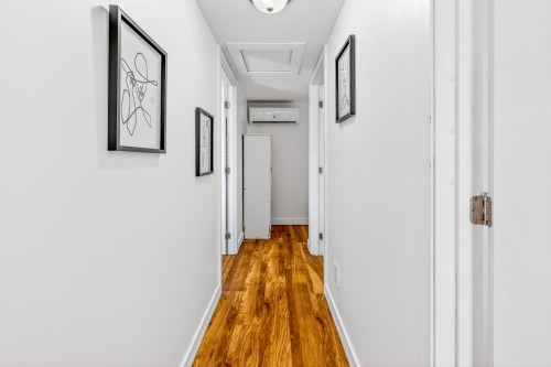 Corridor - 347 Av. St-Jacques, Donnacona, QC - Indoor Photo Showing Other Room