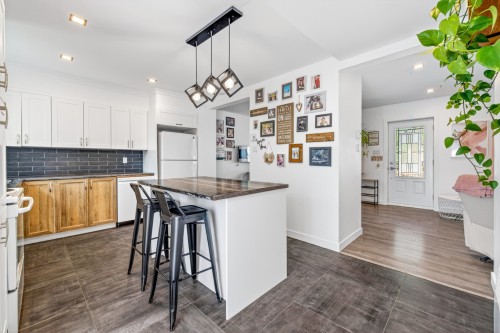 Cuisine - 347 Av. St-Jacques, Donnacona, QC - Indoor Photo Showing Kitchen