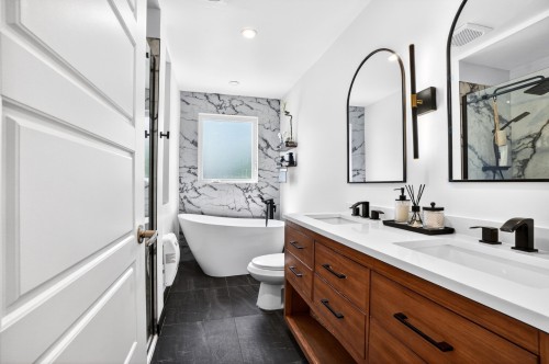 Salle de bains - 2625 Rue Cantin, Mascouche, QC - Indoor Photo Showing Bathroom