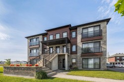 3217 Boul. des Pins Sainte-Marthe-Sur-Le-Lac, QC J0N 1P0