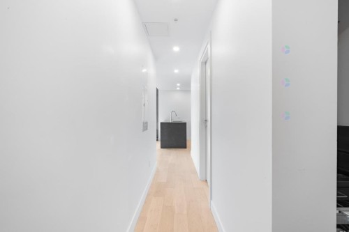 Corridor - 412-1500 Boul. René-Lévesque O., Montréal (Ville-Marie), QC - Indoor Photo Showing Other Room