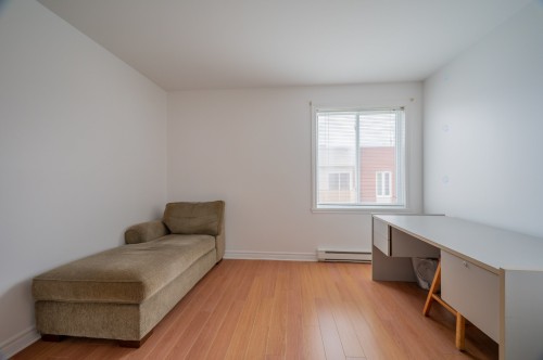 Chambre à coucher - E-5377 Boul. Milan, Brossard, QC - Indoor Photo Showing Other Room