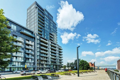 Front of Structure - 704-1025 Rue De La Commune E., Montréal (Ville-Marie), QC - Outdoor With Balcony With Facade