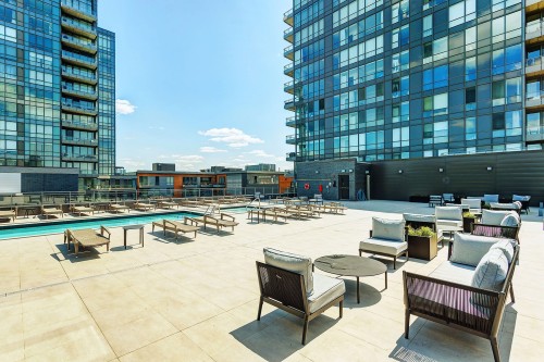 Pool - 704-1025 Rue De La Commune E., Montréal (Ville-Marie), QC - Outdoor With In Ground Pool