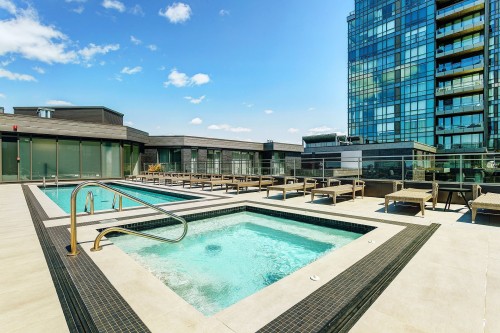 Pool - 704-1025 Rue De La Commune E., Montréal (Ville-Marie), QC - Outdoor With In Ground Pool