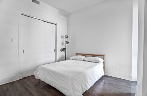 Bedroom - 704-1025 Rue De La Commune E., Montréal (Ville-Marie), QC - Indoor Photo Showing Bedroom