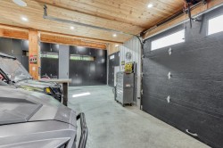 Garage - 