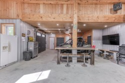 Garage - 