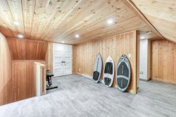 Garage - 