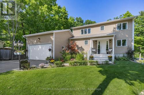 10 MUSQUAKE COURT  Tiny, ON L9M 1R2