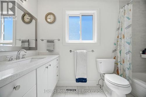 8 Lindridge Avenue, Brampton, ON 