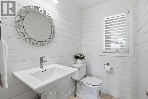 28 Bathgate Drive, Guelph, ON 