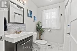 Upper Level Bathroom - 