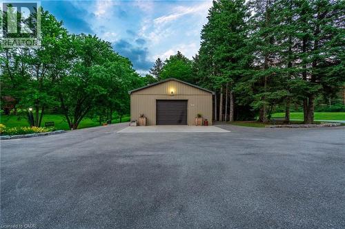 View of detached garage - 18 Westie Road, Brantford, ON 