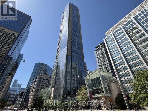 5003 - 180 University Avenue, Toronto, ON 