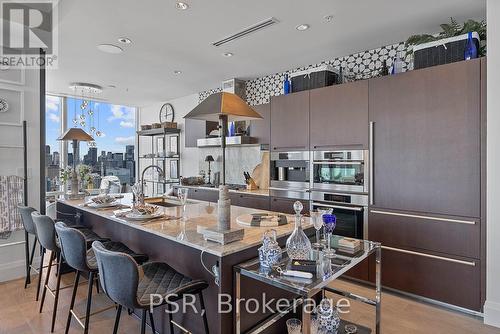 5003 - 180 University Avenue, Toronto, ON 