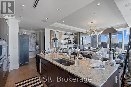 5003 - 180 University Avenue, Toronto, ON 