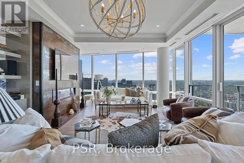 5003 - 180 University Avenue, Toronto, ON 