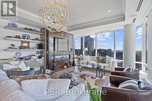 5003 - 180 University Avenue, Toronto, ON 