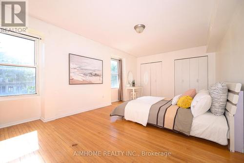 49 Bellefontaine Street, Toronto, ON 