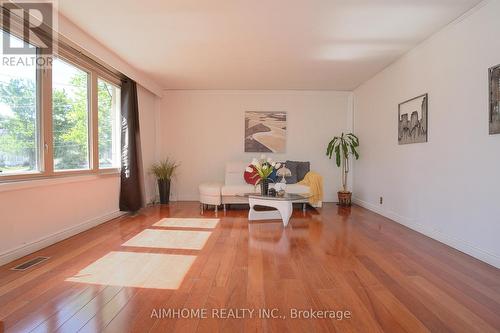 49 Bellefontaine Street, Toronto, ON 