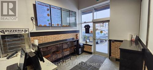1866 Oxford Street W, London South, ON 