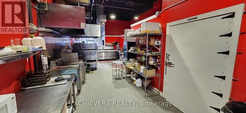 1866 Oxford Street W, London South, ON 