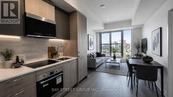 1102 - 10 OAK STREET Toronto, ON M5A 0Z1
