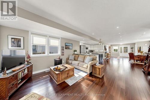 7 Windermere Avenue, Hamilton, ON 