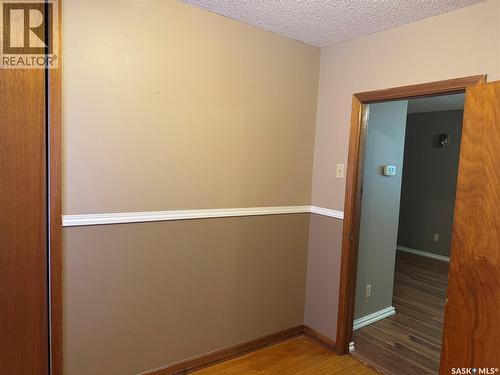 307 5Th Avenue W, Assiniboia, SK 