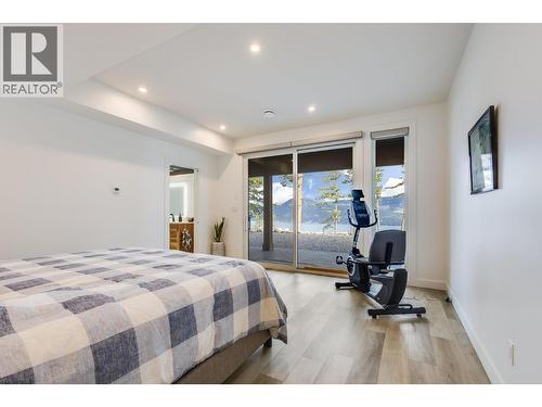 7235 Dunwaters Road, Kelowna, BC 