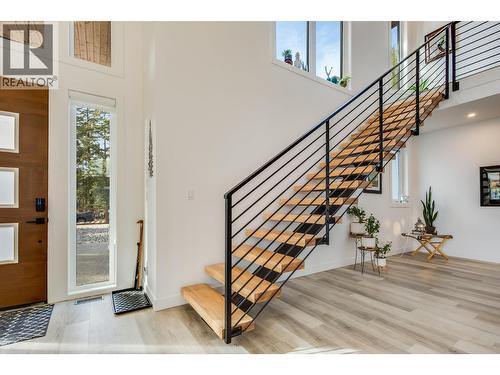 7235 Dunwaters Road, Kelowna, BC 
