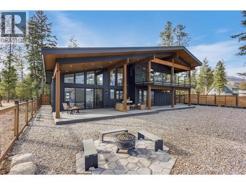 7235 Dunwaters Road, Kelowna, BC 