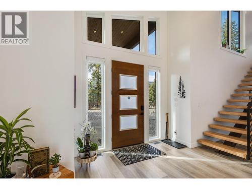 7235 Dunwaters Road, Kelowna, BC 