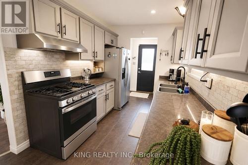 2613 Carissa Avenue, Windsor, ON 
