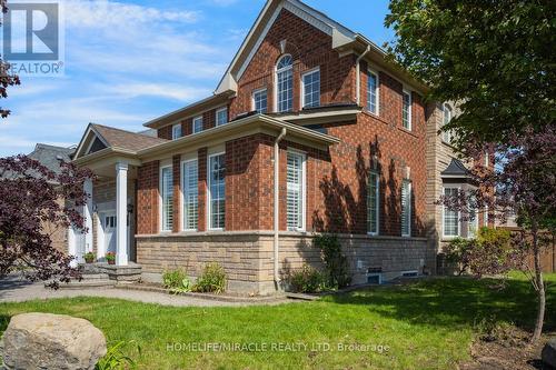 17 Latania Boulevard, Brampton, ON 