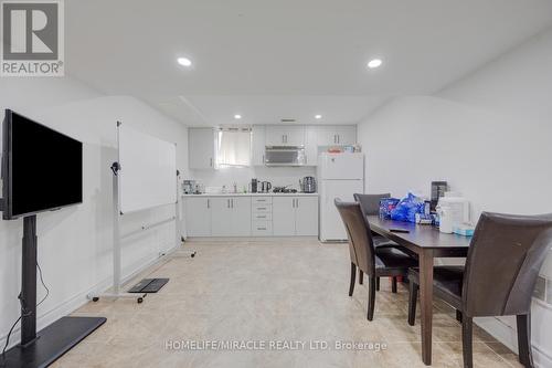 17 Latania Boulevard, Brampton, ON 