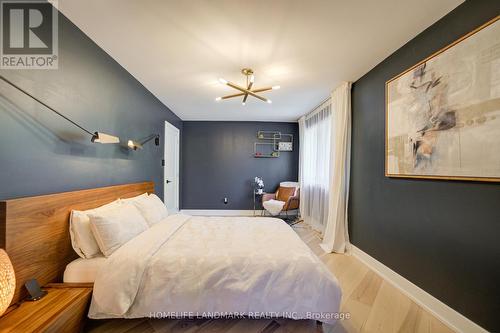 1360 Old English Lane, Oakville, ON 