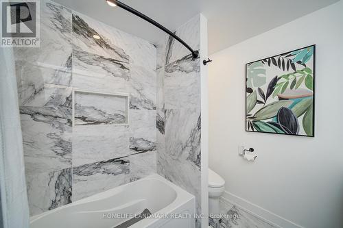 1360 Old English Lane, Oakville, ON 