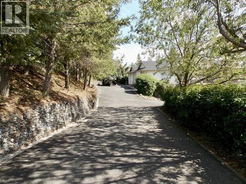 4126 Mckinley Drive, Lac La Hache, BC 